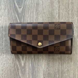 Louis Vuitton Sarah Damier Ebene wallet